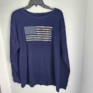REAL TREE THERMAL SHIRT  NAVY BLUE WITH A CAMO AMERICAN FLAG SIZE XL